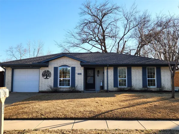 642 Ferguson Dr, Lewisville, TX 75057