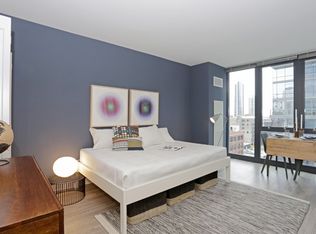 635 N Wells St S #2907, Chicago, IL 60654