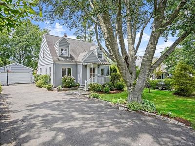 39 Plateau Avenue, Bridgeport, CT, 06606