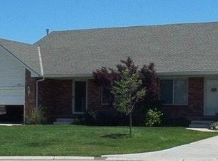 1517 S Fivewood Ct, Wichita, KS 67235