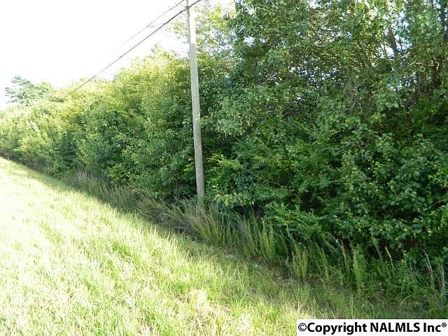 2nd image of 9881 N Highway 301 Hwy
