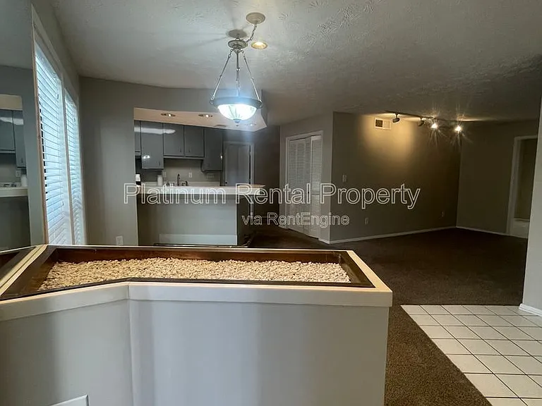 402 Wynnes Ridge Cir SE — Photo 6