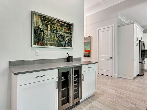 5th image of 9359 Orchid Cove Cir