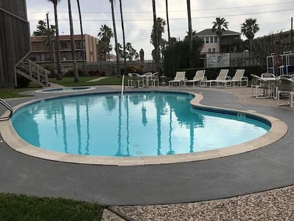 2nd image of 2500 Gulf Blvd #B-107