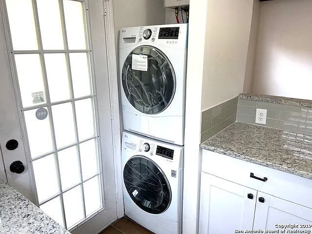 421 Bryn Mawr Dr — Photo 6