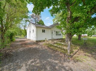 105 Trumble Ave, Jackson, MI 49203