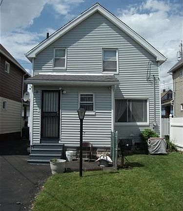 2nd image of 12310 Griffing Ave
