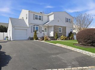 2 Squirrel Drive, East Rockaway, NY 11518