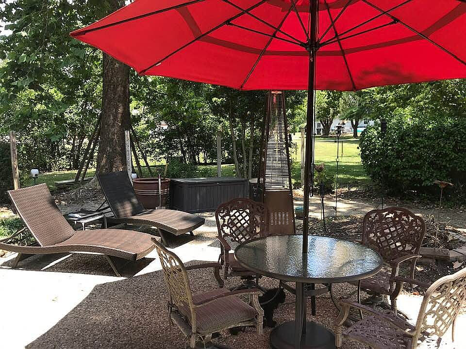 Private Courtyard / Patio