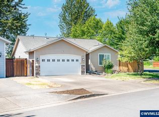 792 Trinity St NE, Albany, OR 97322