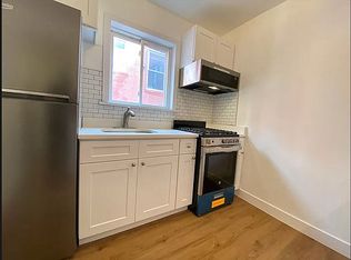 23-86 29th St #3F, Astoria, NY 11105