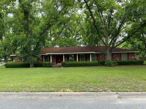 2504 Mahan Dr