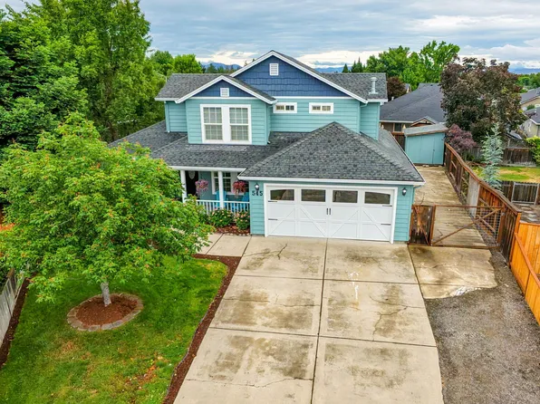 545 Diego Ct, Central Pt, OR 97502