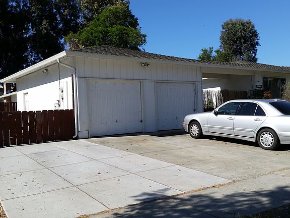 4th image of 5481 Thornwood Dr #5481