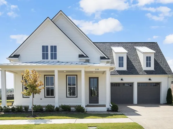 200 Rambling Rex Trl, Collierville, TN 38017