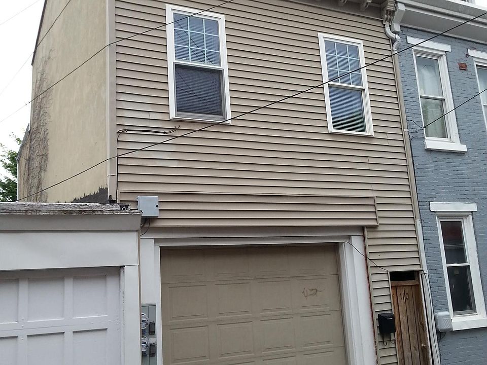 Street Front View - Entrance through Butler's Alley
