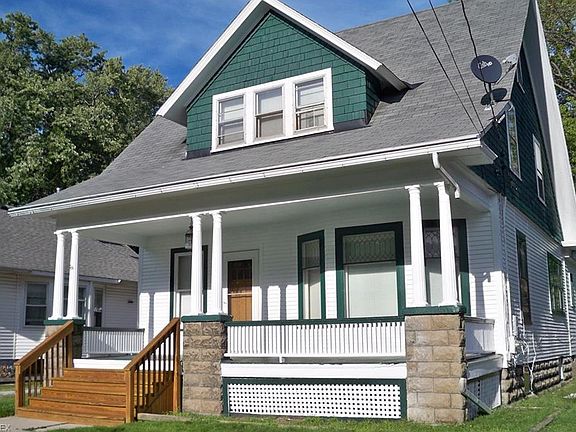 4th image of 428 Myrtle Ave