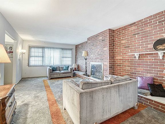 2nd image of 710 Frisco Ave