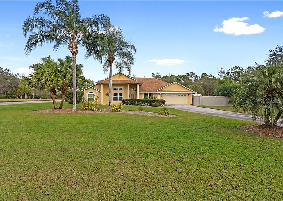 1st image of 3685 Penshurst Pl