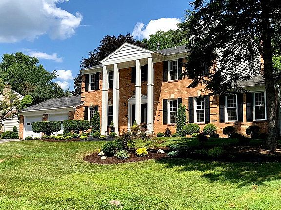 3rd image of 14705 Prince John Ct