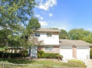 48 Hillside Ave, Patchogue, NY 11772