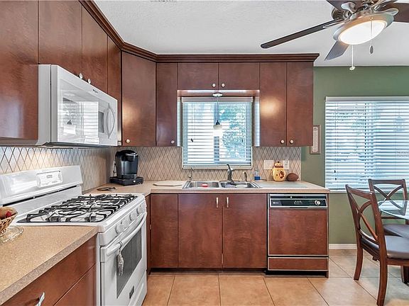 3rd image of 2028 66th Ave S