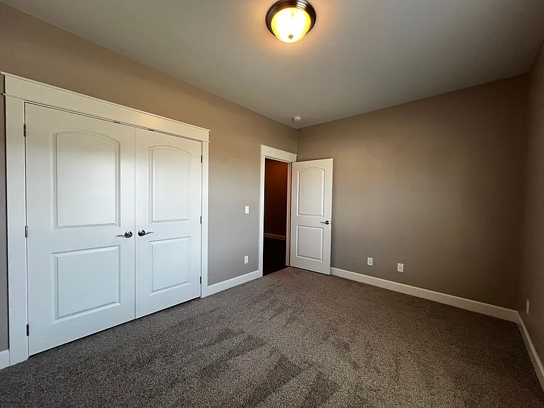 8819 Kail Dr — Photo 10