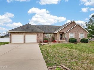 3332 N Ozark Ct, Joplin, MO 64801