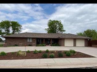 1024 W Central Ave, Ulysses, KS 67880