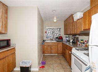 913 W 11th St, Merced, CA 95341