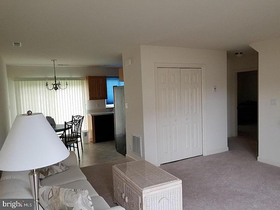 4th image of 29855 Plantation Dr