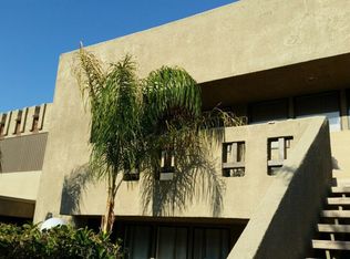 466 Bradshaw Ln, Palm Springs, CA 92262