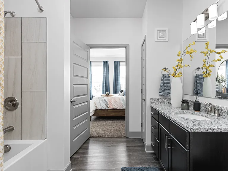 Aria Apartments of Zionsville — Photo 10