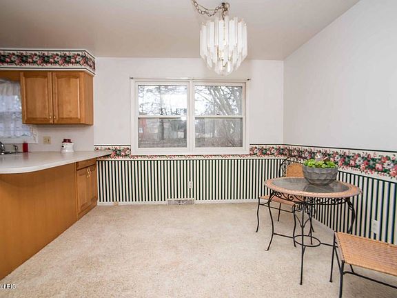 4th image of 2123 Fawnwood Dr SE