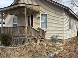 216 Jones St, El Dorado, KS 67042