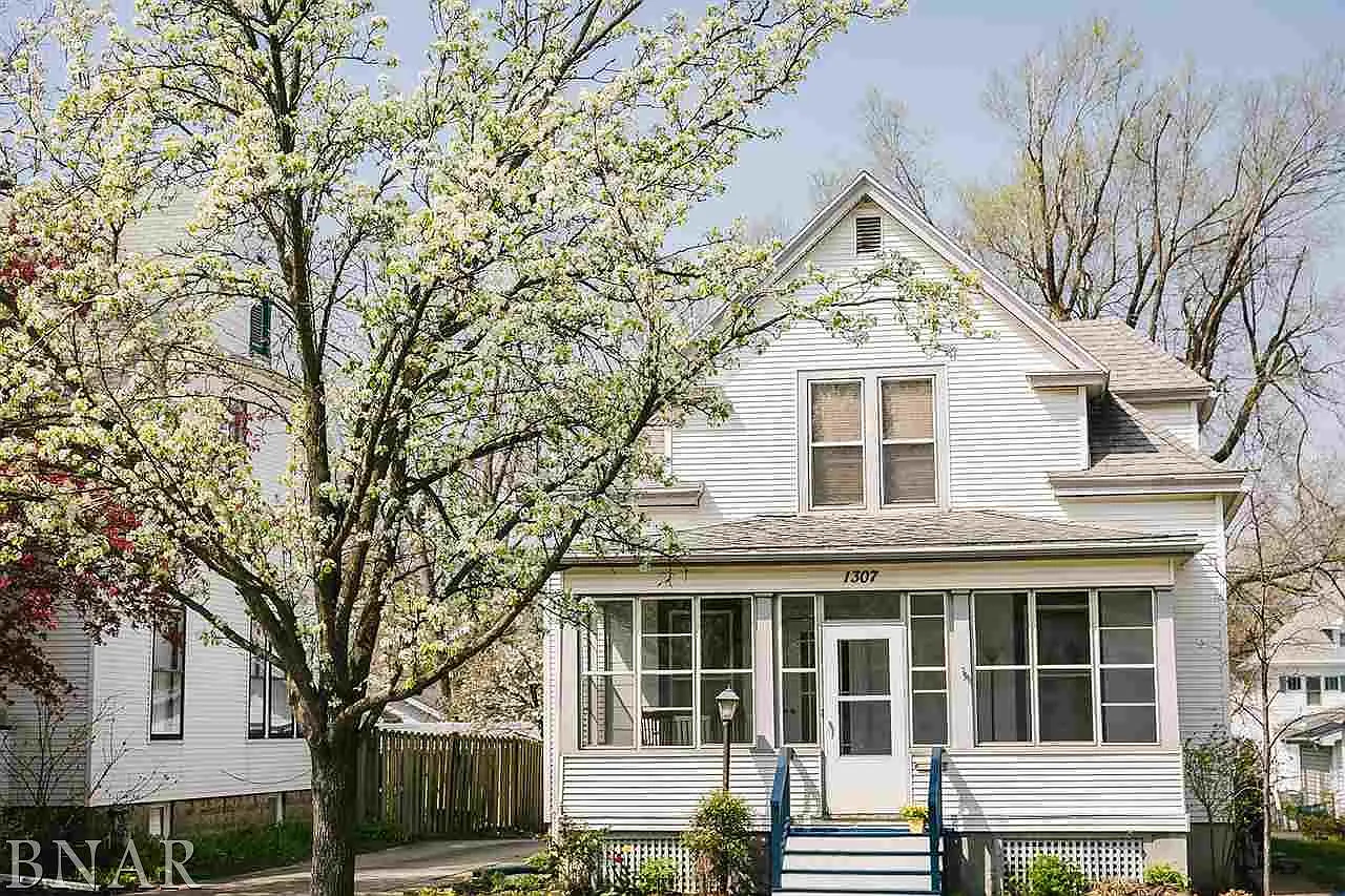 1307 S Center St photo 1