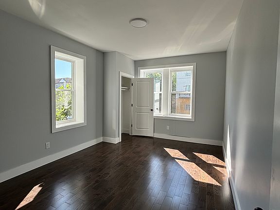4th image of 308 Renner Ave #5