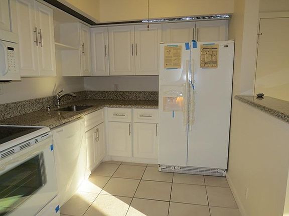 3rd image of 15484 Lakes Of Delray Blvd APT 201