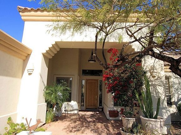 4th image of 824 E Cathedral Rock Dr