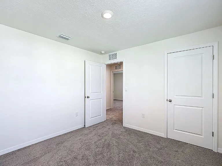 8656 45th Ct — Photo 35