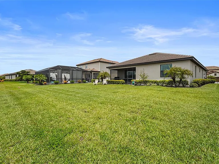 15522 Islandwalk Ave — Photo 46