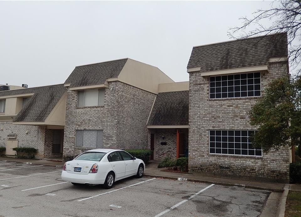 1st image of 153 Trellis Pl #153