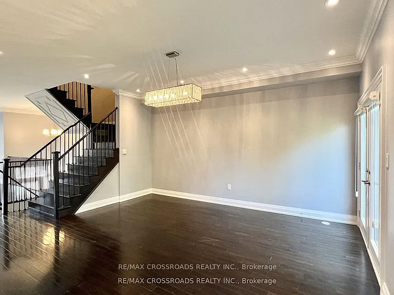 45 Plowman Ln — Photo 6