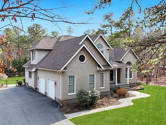 2nd image of 136 Mill Road