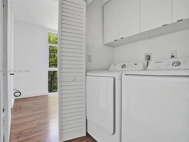 9725 NW 52nd St #406 — Photo 13