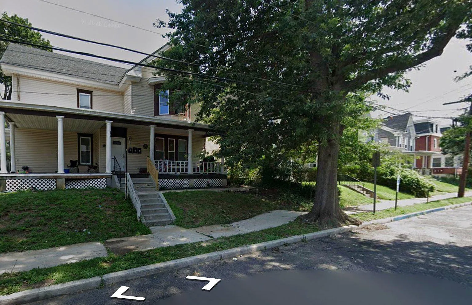 2 bed, 1.0 bath, 3689 sqft, $1,750 — Photo 1