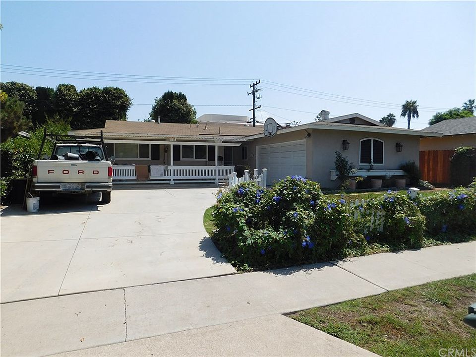 1st image of 3094 Trinity Dr