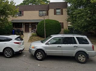 7108 147th St, Flushing, NY 11367