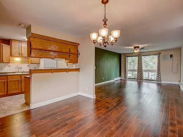 1871 Haymarket Rd, Waukesha, WI 53189