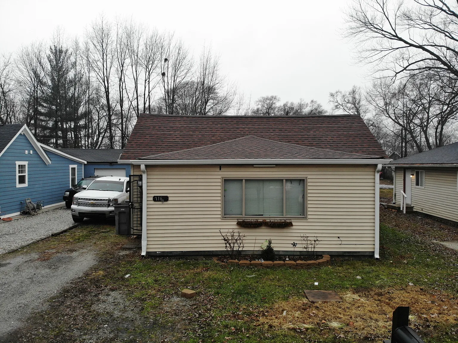 1160 N Livingston Ave photo 1